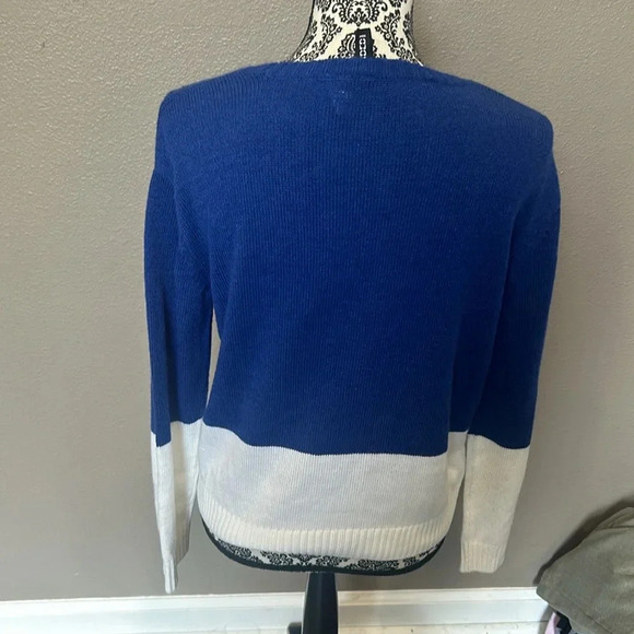 H&M Divided funny “take it slow in the snow” sloth sweater - Picture 3 of 4